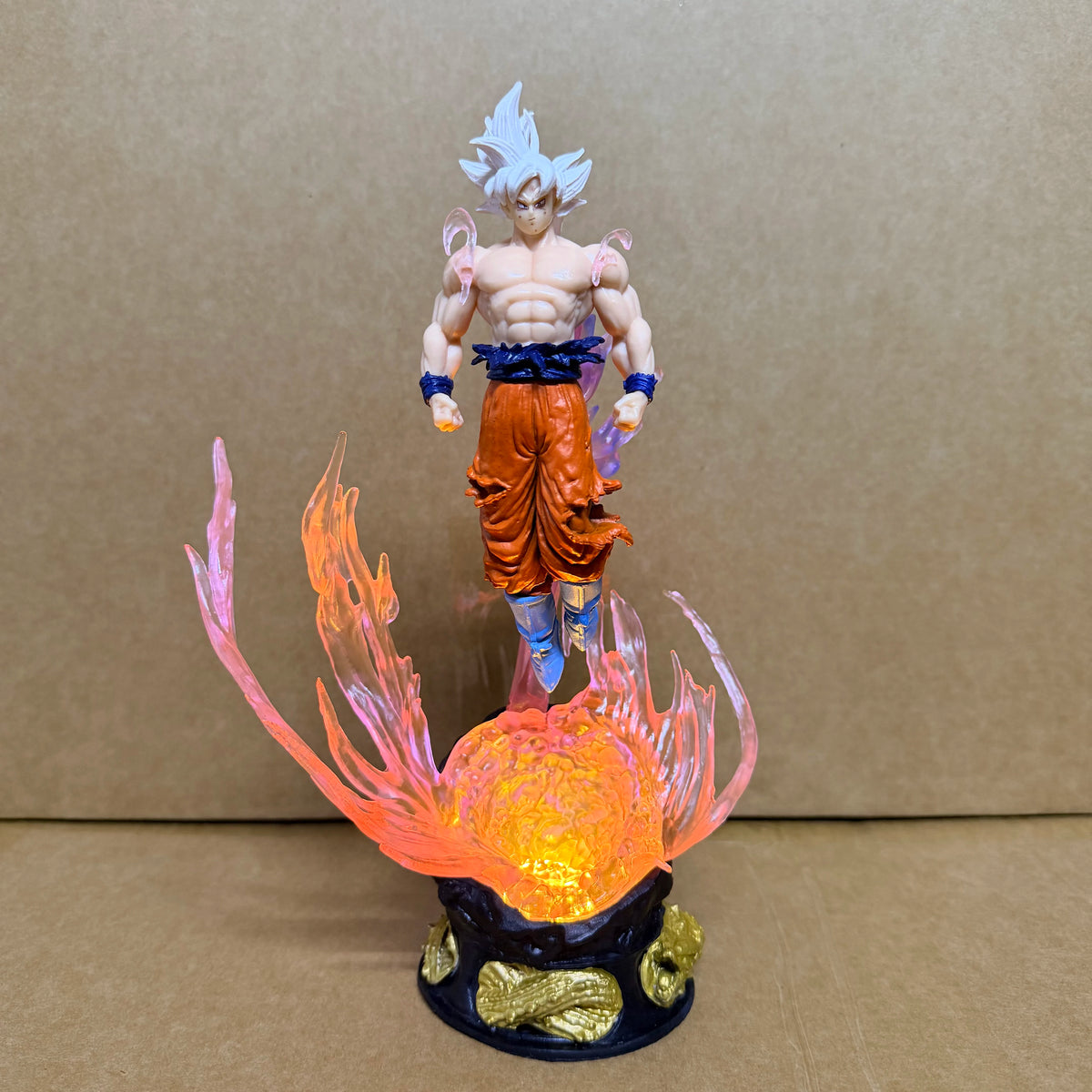 24cm Anime Dragon Ball Son Goku Action Figures Ultra Instinct Super Saiyan Statue Pvc Emit Light Model Boy Toy Collection Gifts
