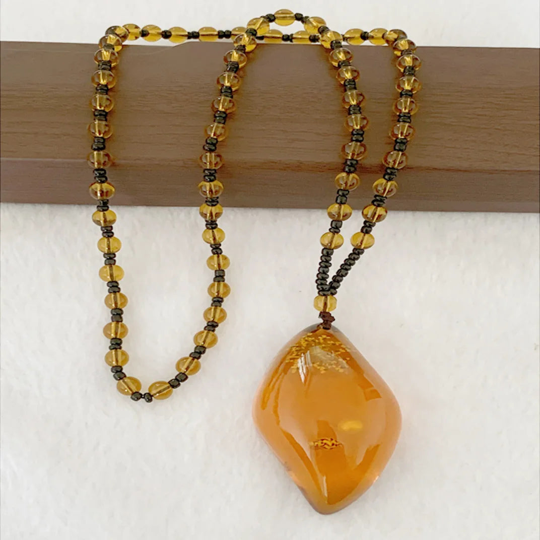 Amber Beeswax Necklace Heart Flower Drops Imitation Yellow Jade Pendant for Women Unisex Unique Necklace Jewelry Gift