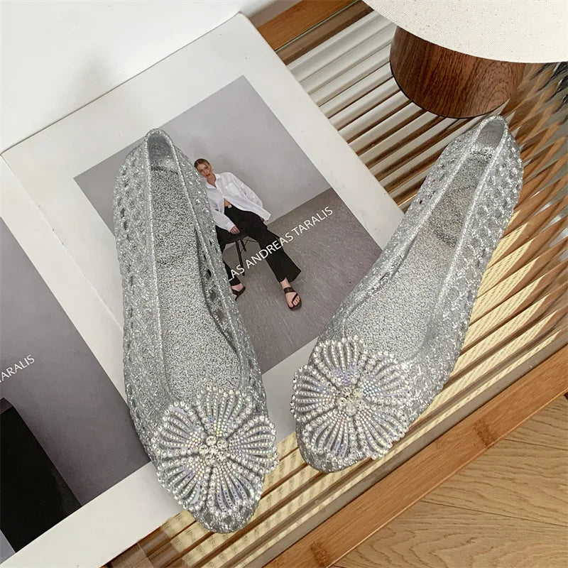 New Crystal Jelly Shoes Sparkling Diamond Flower Pointed Toe Sandals Women's Shallow Mouth Beach VacationTransparent Footwears