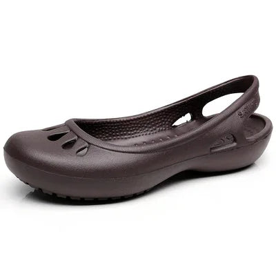 2023 Women 1 Jelly Sandals Home Non-slip Summer Hole Shoes Female Flat Slippers Plastic Female Waterproof EVA Garden
