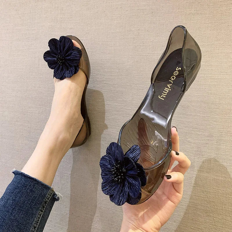 2026 New Fashion Women Jelly Sandals Transparent Crystal Design Flower Decor Waterproof Breathable Soft Sole Sweet Beach Shoes