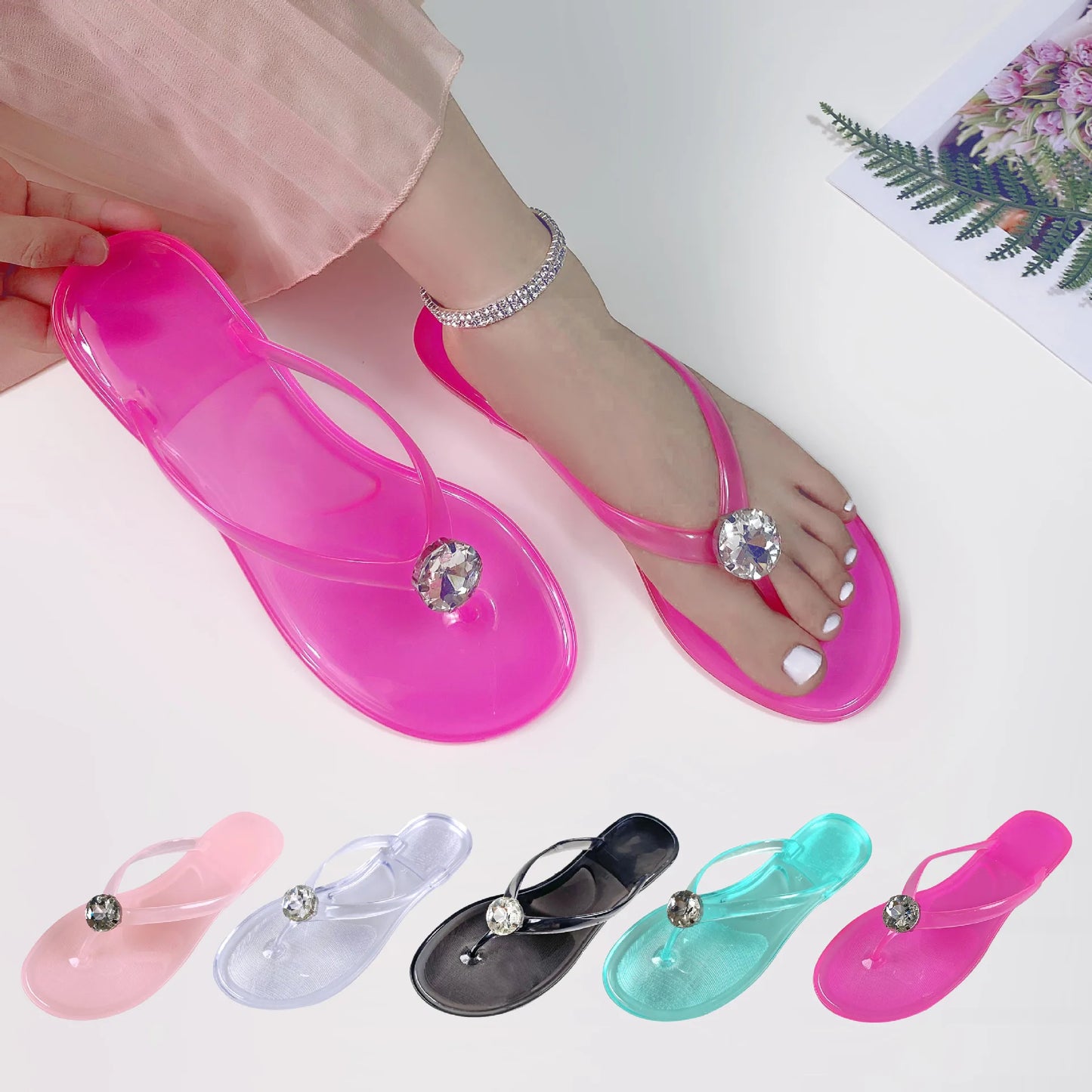 Transparent PVC herringbone sandals for summer 2025, new water diamond clip on feet, jelly flat shoes, anti slip beach vacation