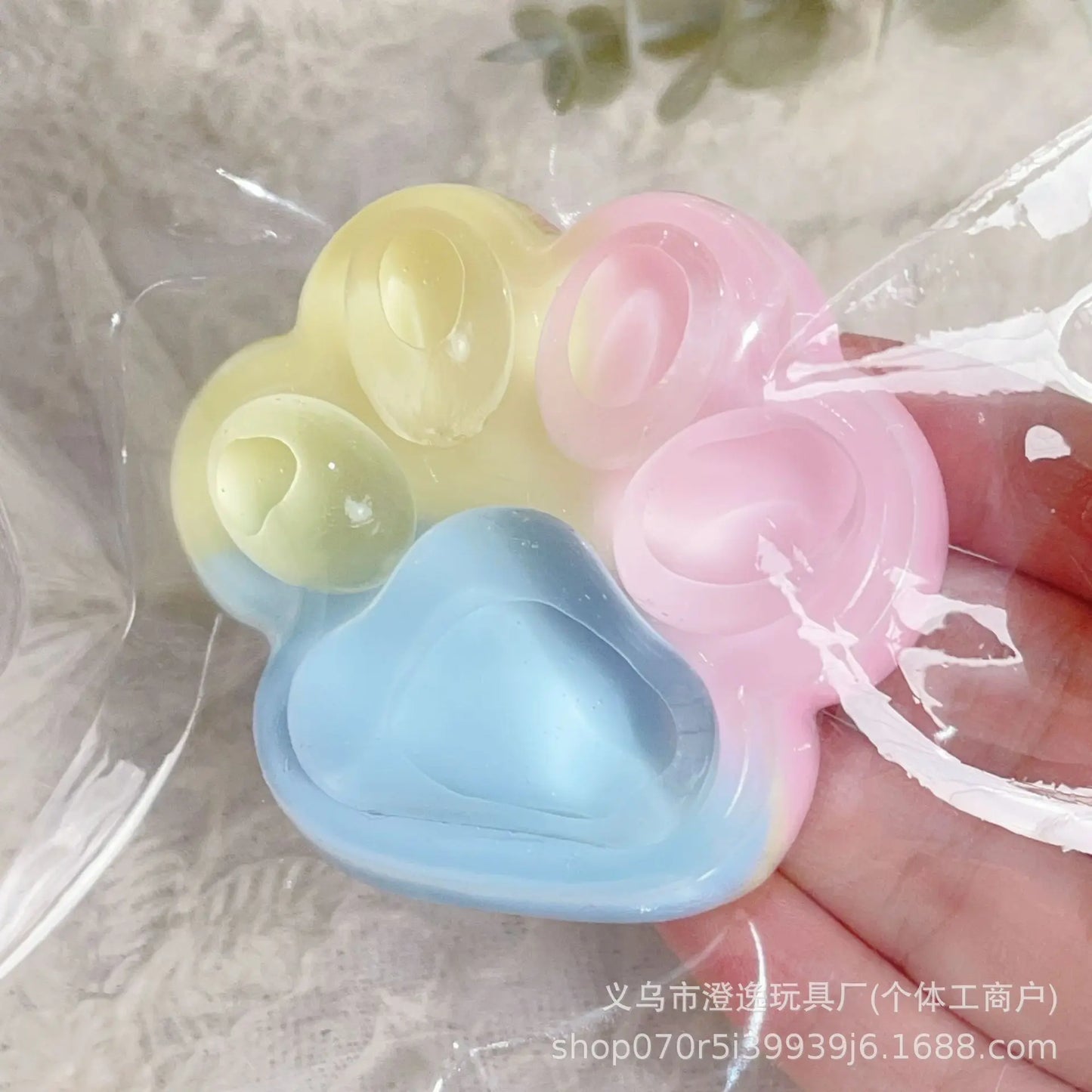 1pc Cute Cat Paw Squeeze Toy Soft Sticky Decompressing Stress Relief Slow Rebound Jelly Pinch Toy for Kids Adults Squishy Toy