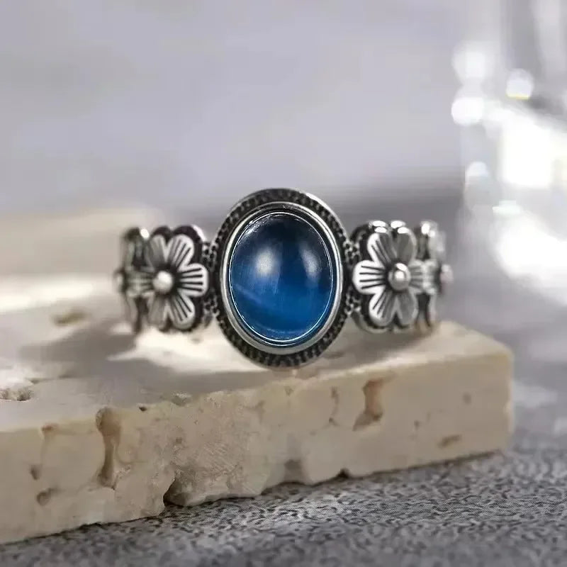 Vintage S925 Sterling Silver Rose Flower Ring With Oval 8*10mm Natural Moonstone Sweet Ring Fine Jewelry For Woman