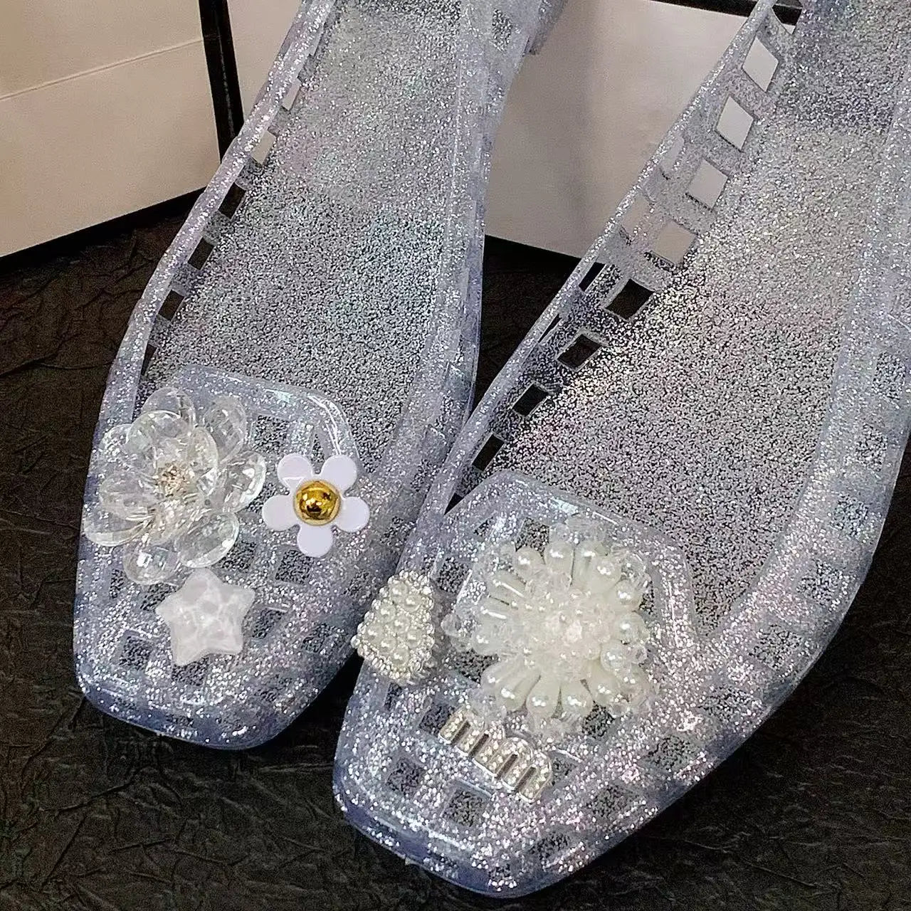 Women's Jelly Crystal Slippers, Square-Toe Women's Shoes, Crystal Flower Set Accessories, Crystal Clogs, Sandals, Jelly Shoes, Slip-On Slippers