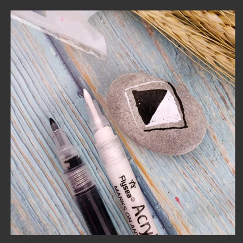 6Pcs/set 4 Colors (Black/White/Gold/Silver) Acrylic Paint Markers pen,0.7mm Extra Fine for Ceramic, Metal, Paper, Drawing, DIY