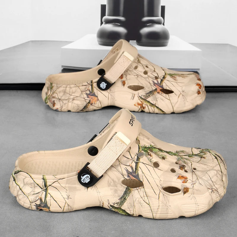 Men Camouflage Print Clogs Non-slip Breathable Garden Shoes Adjustable Strap Beach Sandals Outdoor Water Shoes Casual Slippers