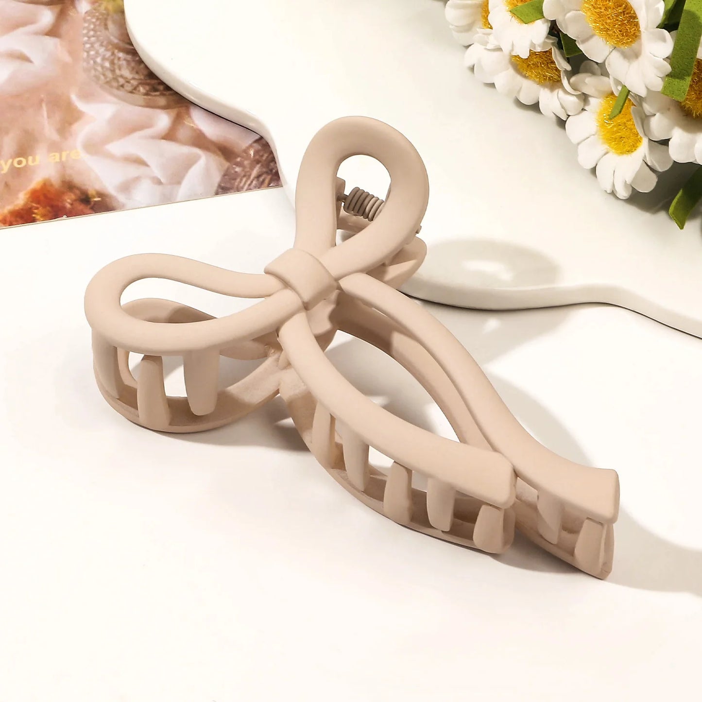 Matte Bow Large Hair Claw Crab for Women Acrylic Bowknot Hair Clips Hairpins Girls Barrettes Headbands Ponytail Hair Accessories