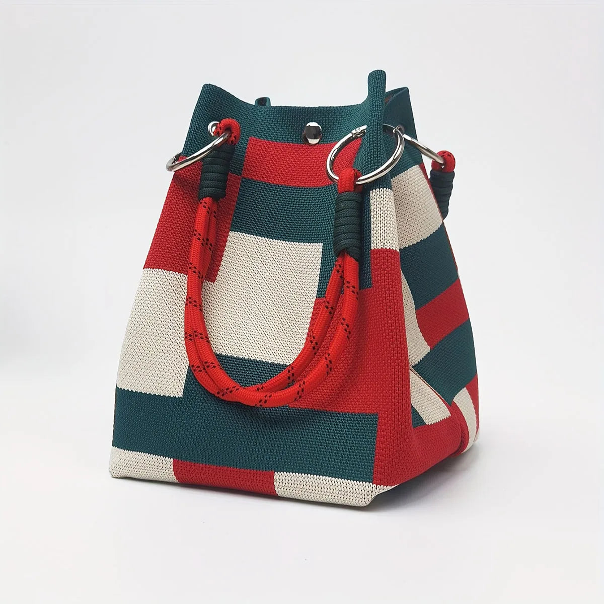 This multi-color knitted retro bucket handbag is simple and color-blocked, versatile and easy to carry with you