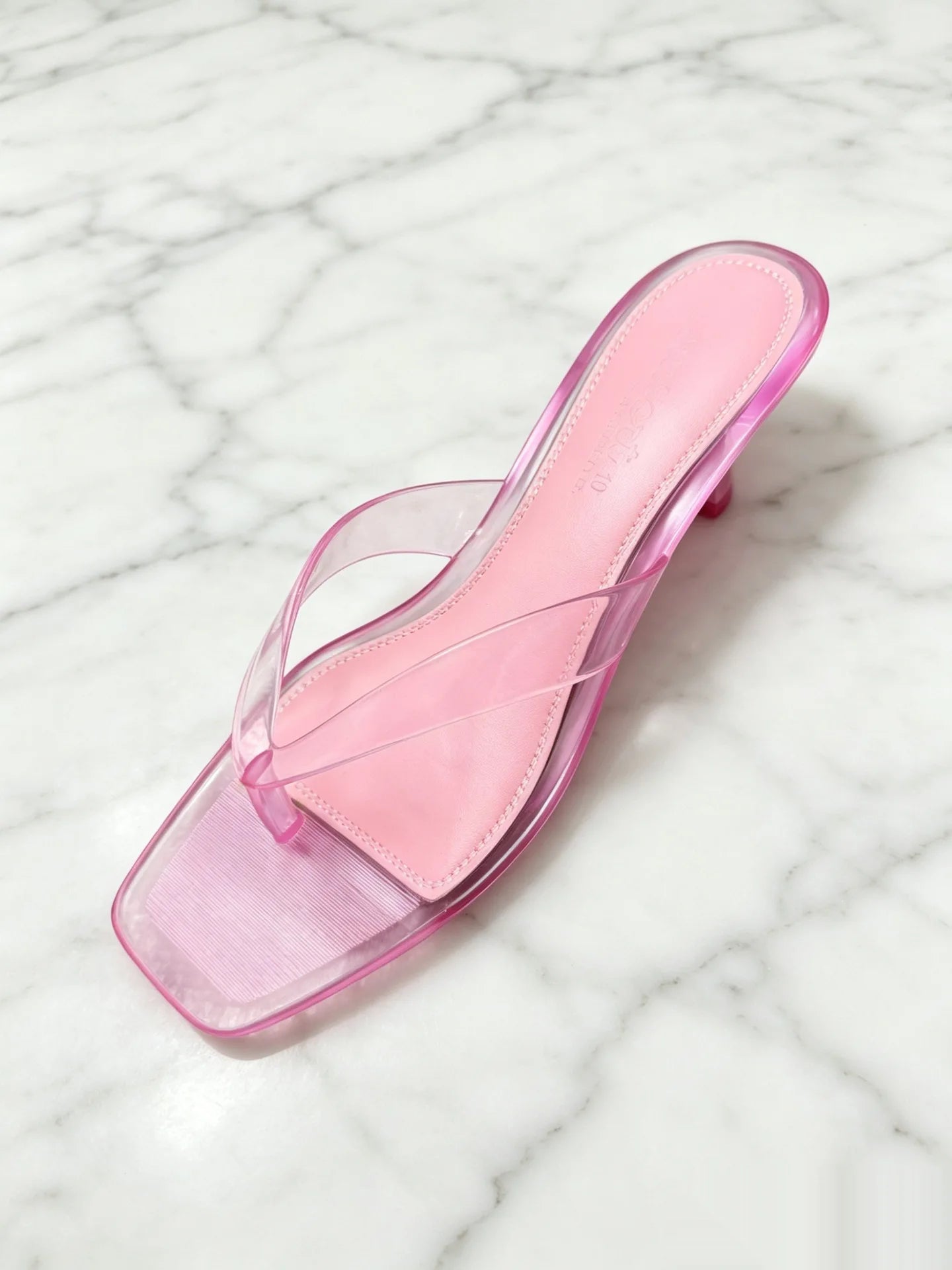 New Women's Jelly Slippers Summer 2026 Ladiies Outdoor Versatile Fashion Beach Sandals Low Heeled Crystal Flip Flops 36-41