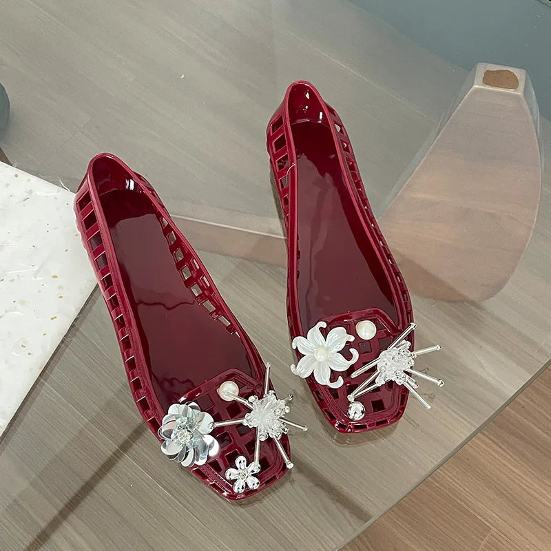 Elegant Glitter Pearl Flower Pvc Jelly Shoes Women Summer 2026 DIY Pearl Transparent Sandals Clogs Korean Ballet Flats for Women