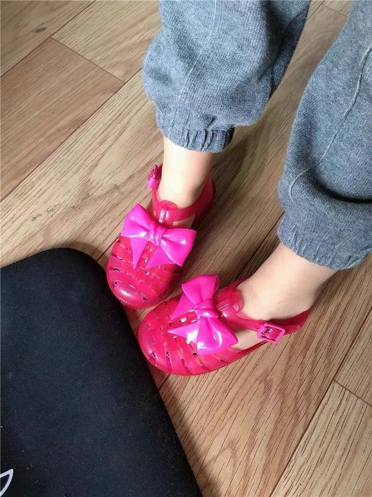 New Summer Girls Sandals Kids Jelly Shoes Hollow Breathable Retro Beach Shoes Fashion Sweet Children Roma Sandals HMI044