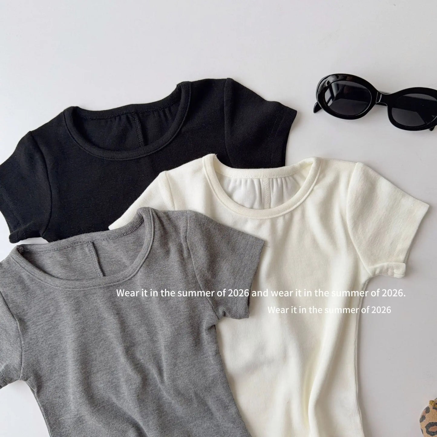 Girls T-shirt 2026 Spring and Summer New Childrens Clothes Korean Girl Baby Solid Color Simple Baby Cotton Short-sleeved T-shirt