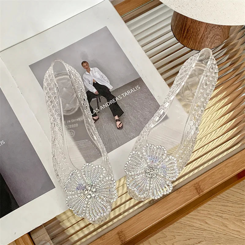 New Crystal Jelly Shoes Sparkling Diamond Flower Pointed Toe Sandals Women's Shallow Mouth Beach VacationTransparent Footwears