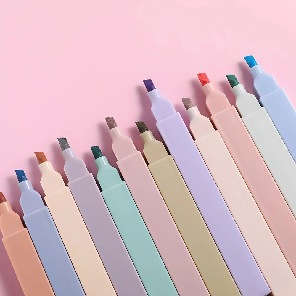 A set of 12 small party gift highlighters, specially prepared for friends and relatives, aesthetic watercolor pen Kawaii student