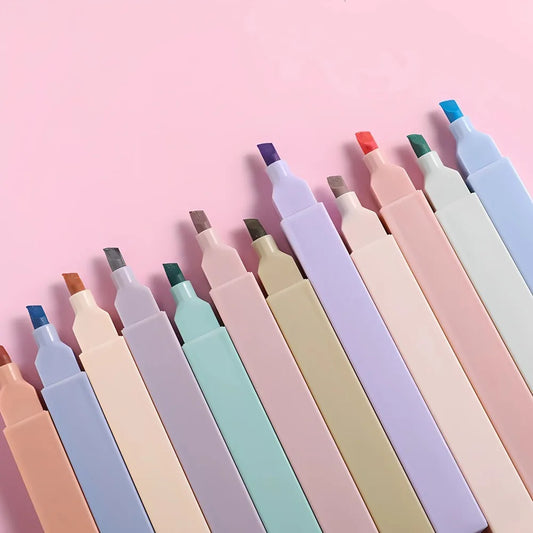 A set of 12 small party gift highlighters, specially prepared for friends and relatives, aesthetic watercolor pen Kawaii student