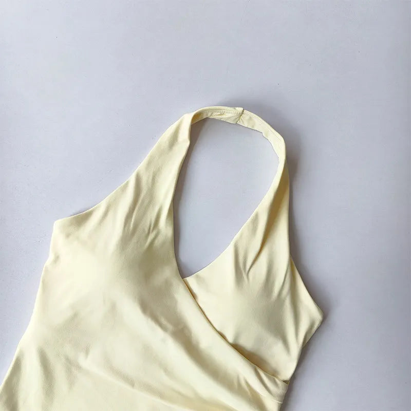 Sexy V-neck Cross Halter Neck with Chest Pad Yoga Vest Sleeveless Naked Sense Sports Fitness Bras Top Outer Wear Beautiful Back