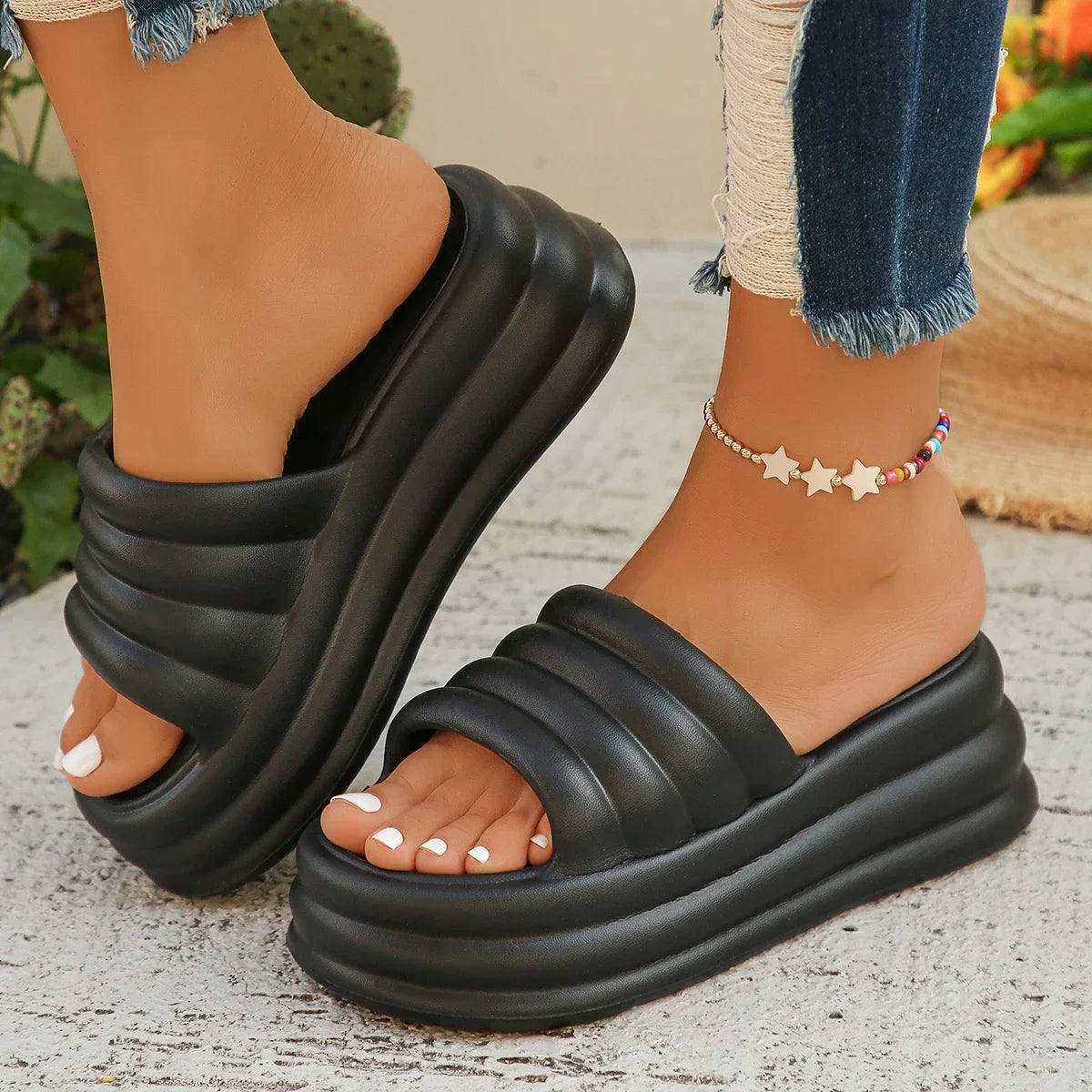 Hot Pink Chunky Platform Slippers Women Summer 2025 Thick Bottom Wedge Heels Sandals for Woman Non Slip Outdoor Flip Flops