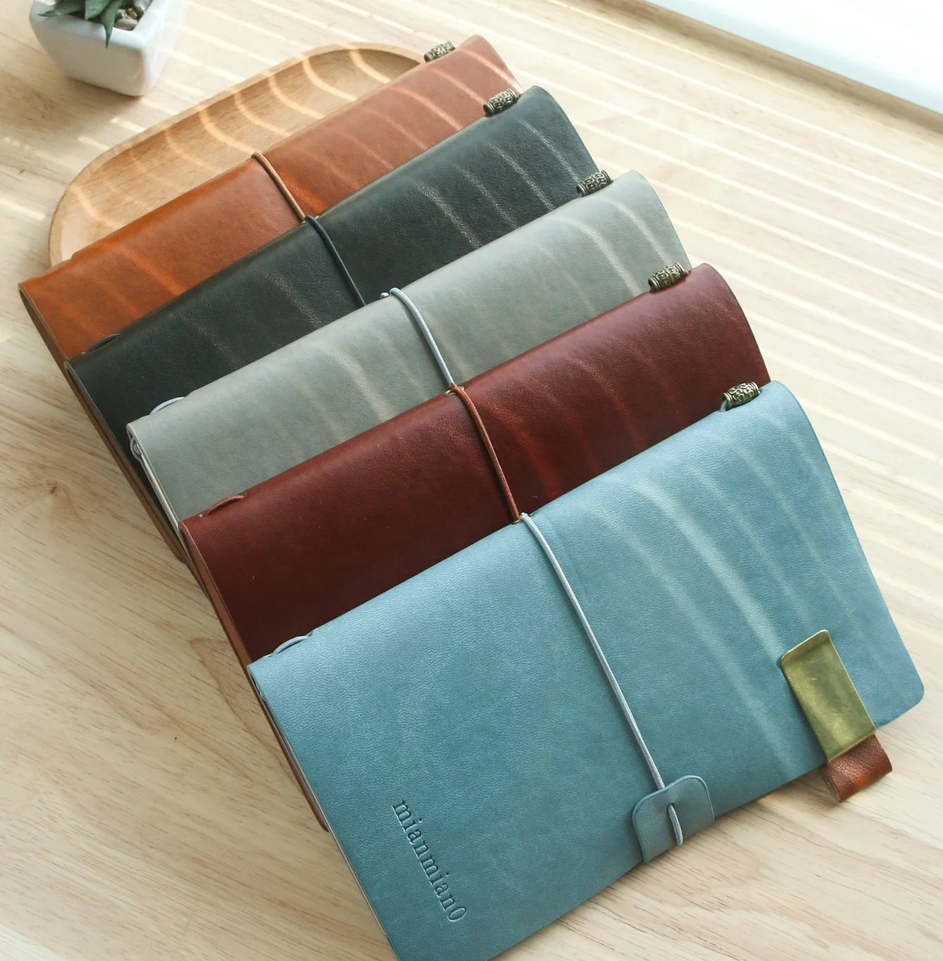Customizable Vintage Leather Journal A6 Travel Notebook with Pen Holder And PVC Cash Card Sleeves Personalized Sketch Journal