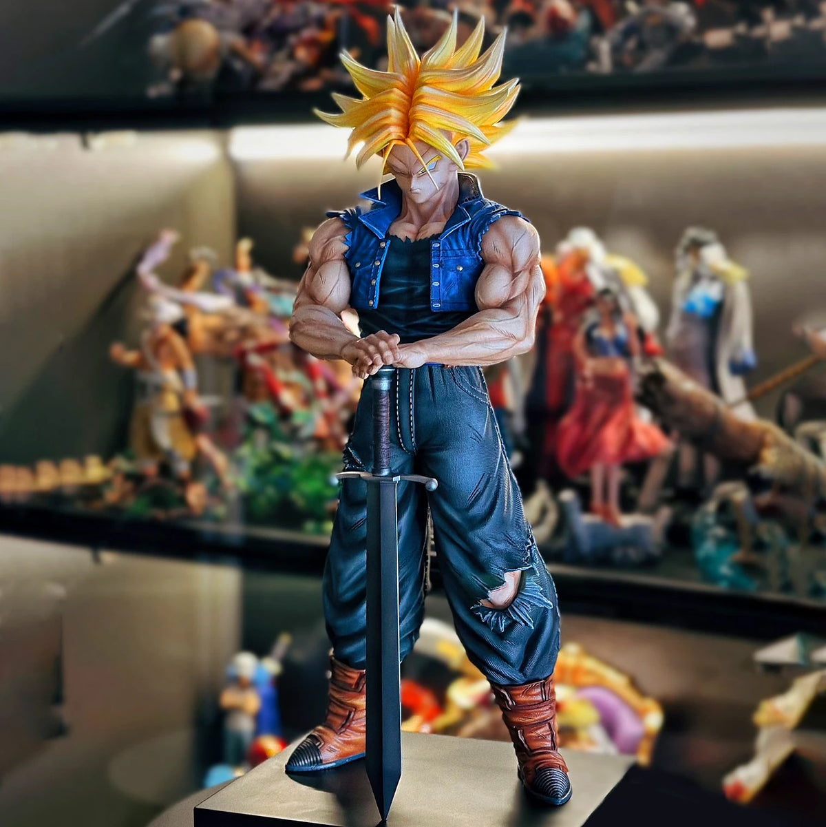25cm/9.84in Anime Dragon Ball Z Trunks Figure Future Trunks Action Figures MPVC Statue Collection Model Toys for Gifts