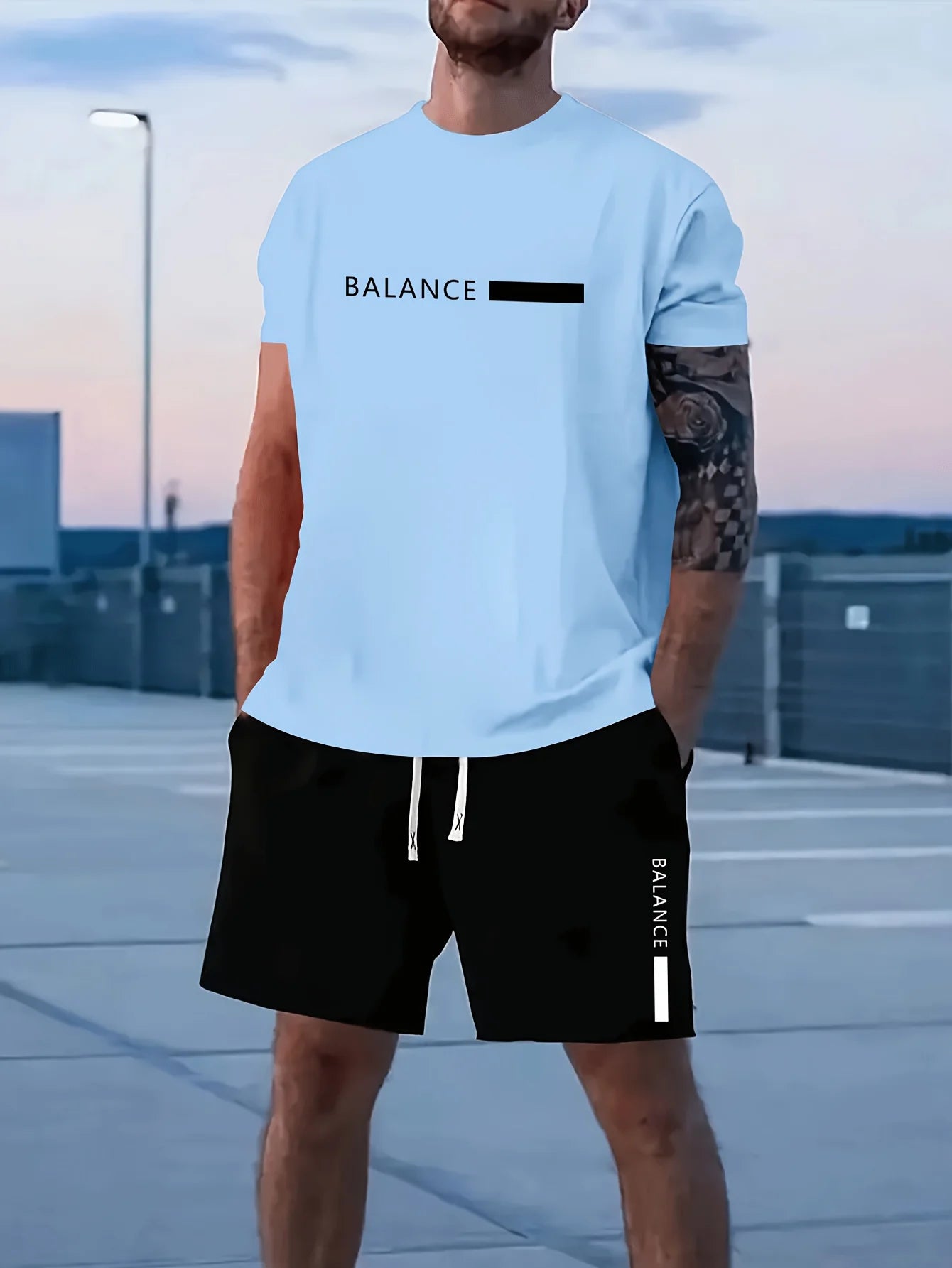 2026 Casual Men's Set Summer Apparel Color-Blocked Short-Sleeve Top Relaxed Drawstring Shorts Stylish Streetwear Ensemble