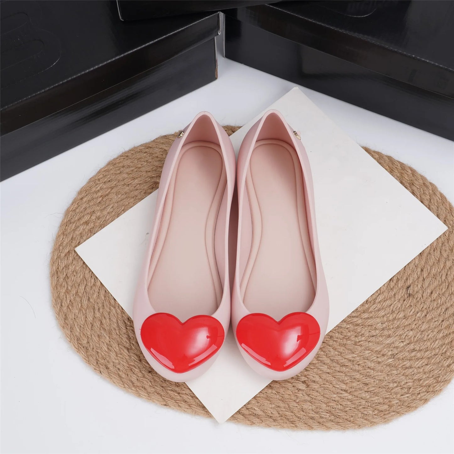 Women Spring Mel Brand Jelly Shoes Brazil Brand PVC Heart High Quality Ladies Sandals Girl Princess Beach Shoes SM107