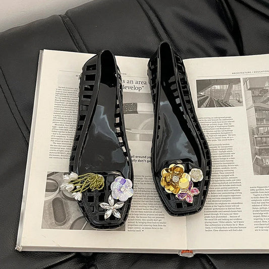 Korean Style High Grade Crystal Jelly Shoes Square Toe Hollow Out Flat Pearl Flower Decoration Summer Casual Shoes For Women