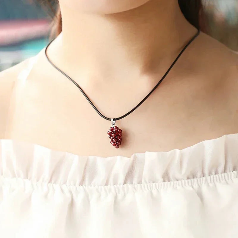 1PC Natural Garnet Grape Pendant Women's Necklace Reiki Healing Decoration Real Mineral Material Crystals Bead Raw Stone Jewelry