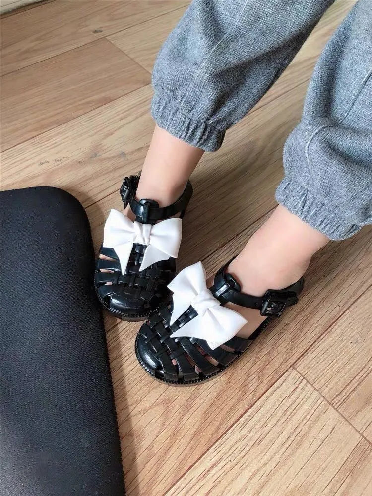 New Summer Girls Sandals Kids Jelly Shoes Hollow Breathable Retro Beach Shoes Fashion Sweet Children Roma Sandals HMI044