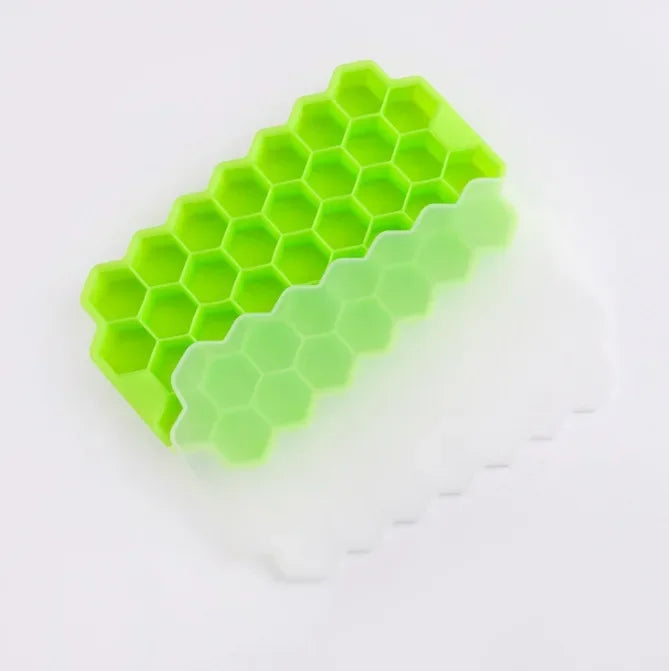 Summer Essential: Food Grade Silicone Honeycomb Ice Maker with 37 Grids for Easy Release