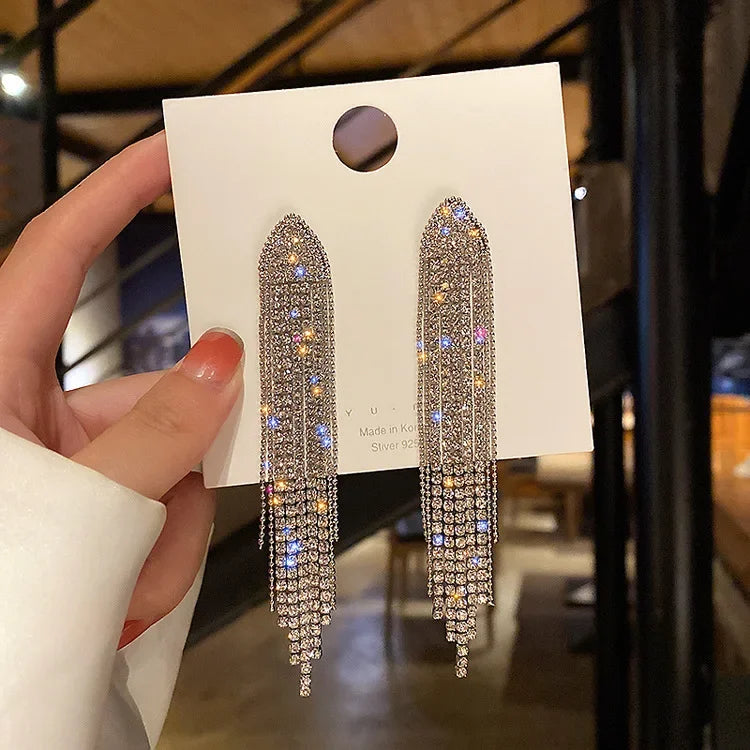 New Green Red Crystal Beaded Pendant Tassel Earrings for Women Exquisite Light Luxury Unique Design Personalized Girls Jewelry