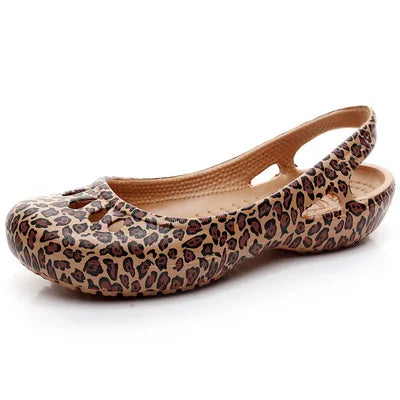 2023 Women 1 Jelly Sandals Home Non-slip Summer Hole Shoes Female Flat Slippers Plastic Female Waterproof EVA Garden