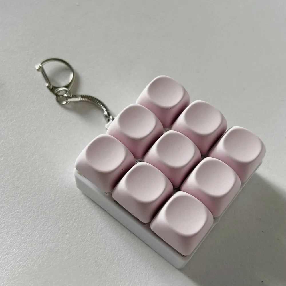 Relaxing DIY Keyboard Fidget Keychain Keycap Keys Button Finger Keyboard Cap 4/9Keys Relief Stress Clicker Toy Adult