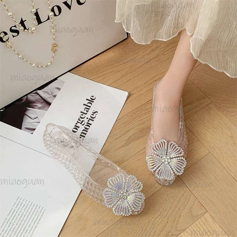 New Crystal Jelly Shoes Sparkling Diamond Flower Pointed Toe Sandals Women's Shallow Mouth Beach VacationTransparent Footwears