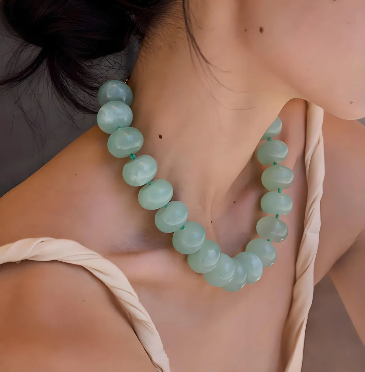 Bohemian Fashion Casual Dopamine Resin Bead Necklace Charms Chunky Jewelry Suitable for Women Daily Vacation Wear