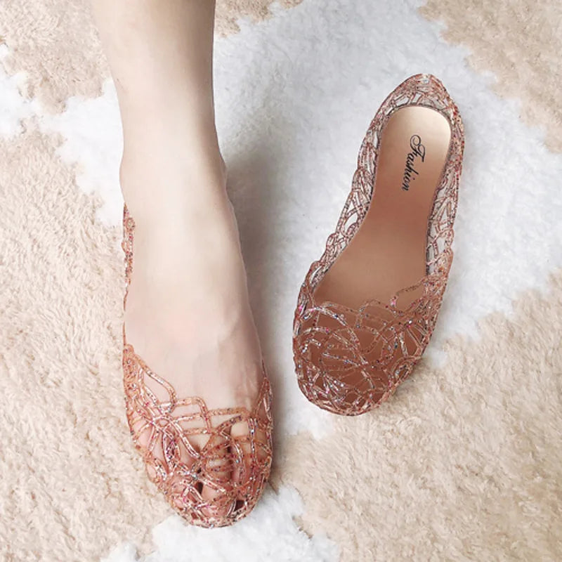 New Sandals Crystal Jelly Ladies Sandals Flat Bottom Mesh Slippers Mum Dancing Shoes PVC Girl Fisherman Shoes Women Beach Shoes