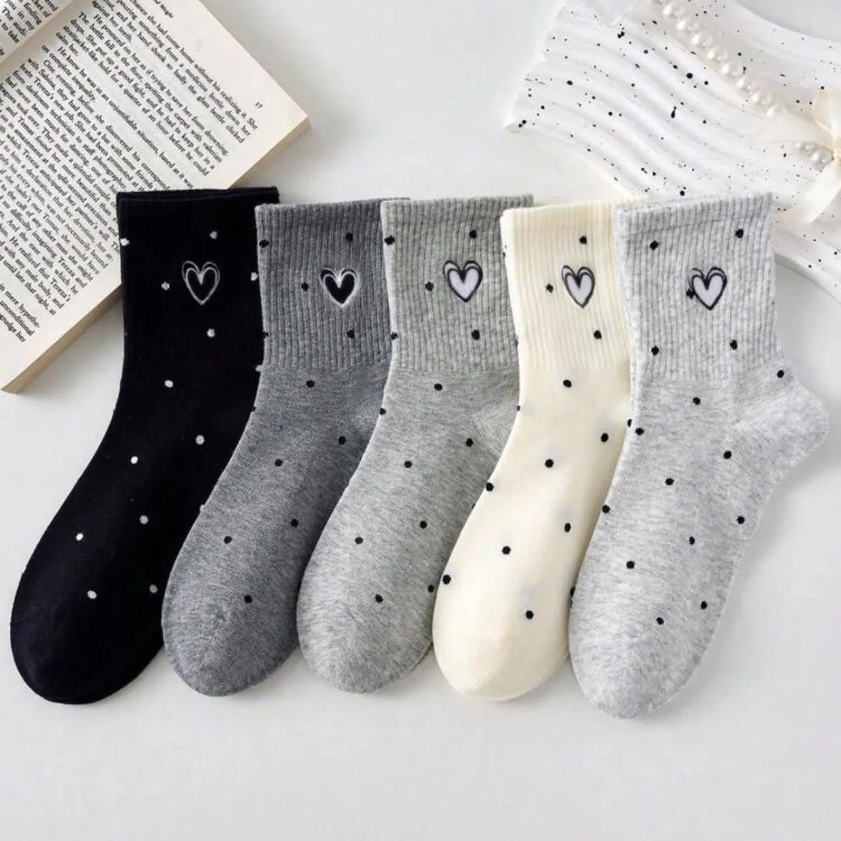 5 Pairs Women's Cute Heart Shaped Mid Tube Socks Spring and Autumn New Ins Trendy Trendy Versatile High Beauty Duty Series Socks