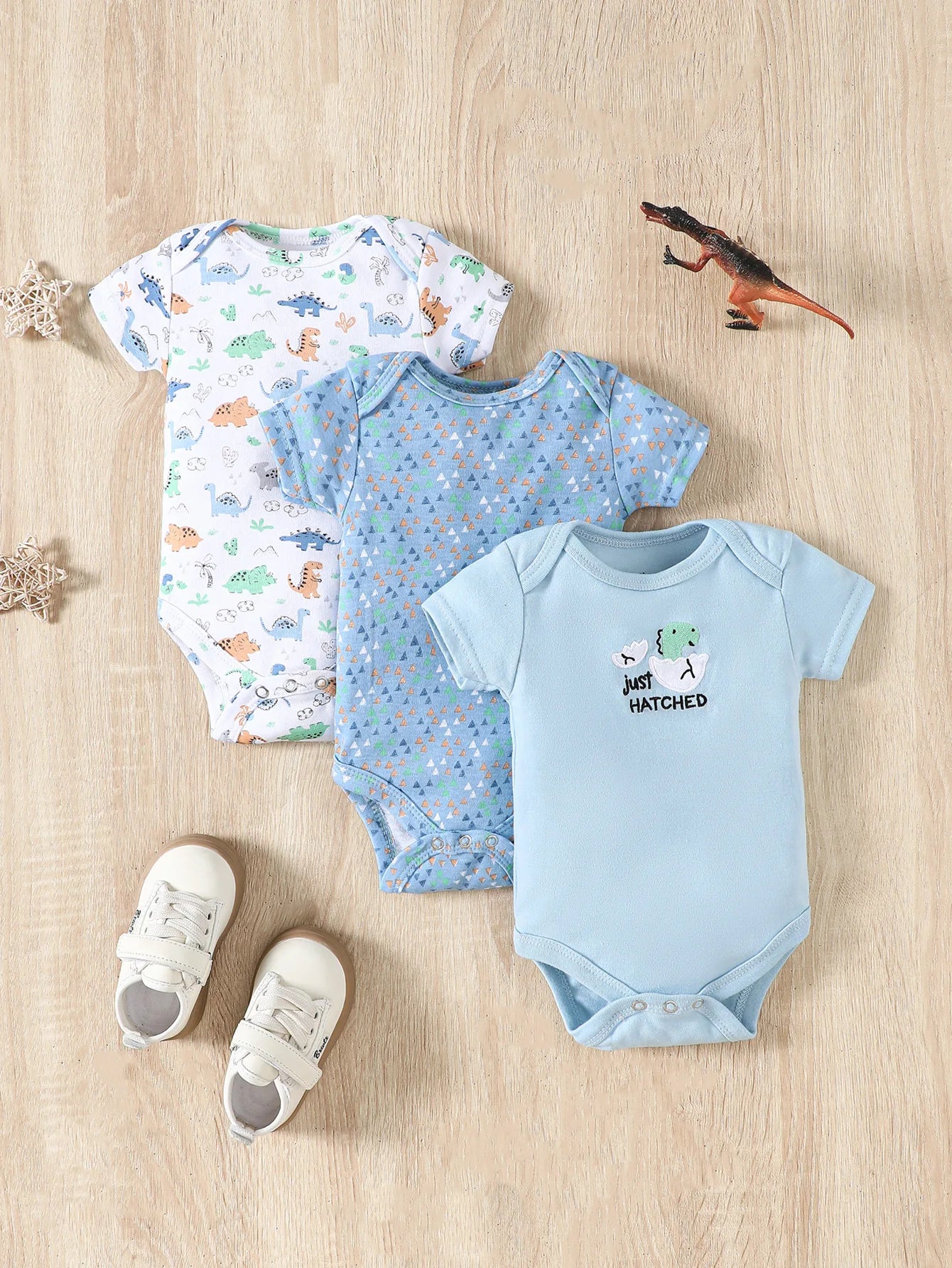 3PCS Summer Baby Bodysuit Three piece Set with Cartoon Dinosaur Pattern and Stripe Pattern Button Design for 0-9 Months Old Boys