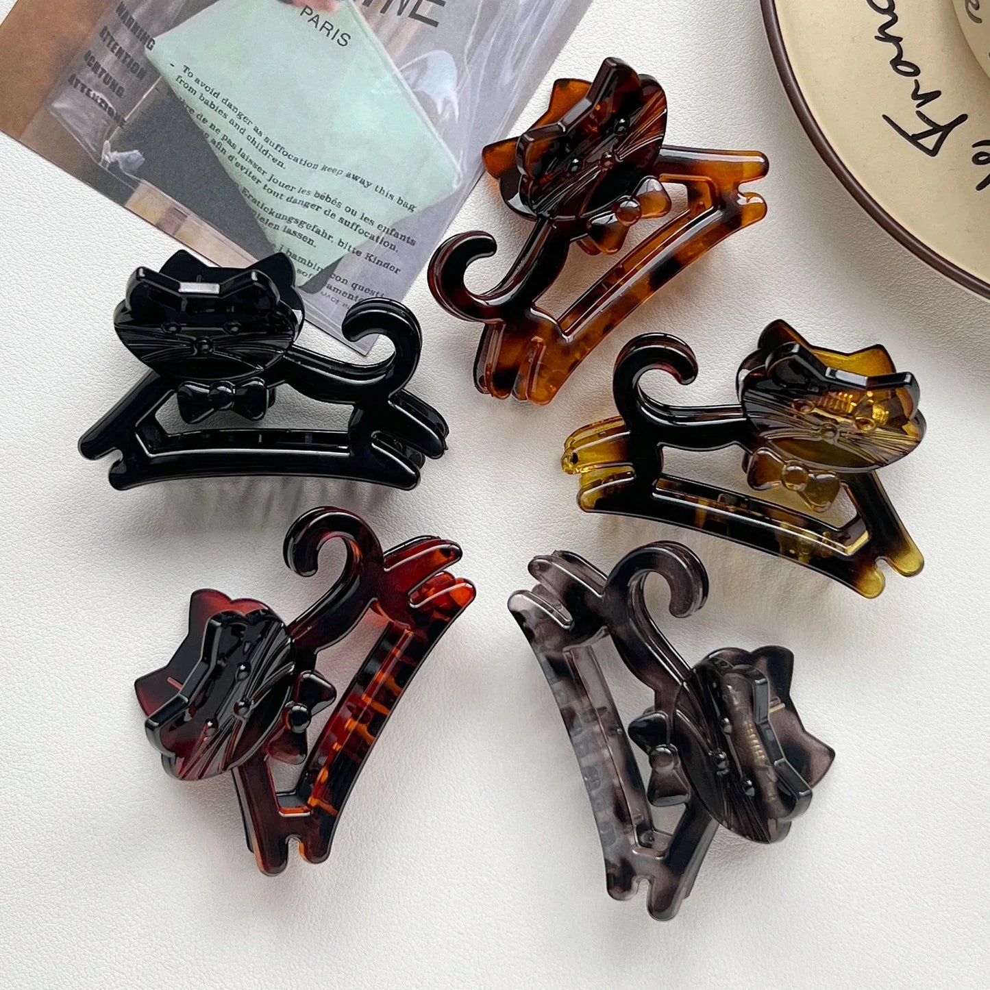 Korean Cute Cartoon Cat Acrylic Hair Claw Crab Hair Clip Shark Cat Barrettes Hairpin Headwear for Women Girl Hair Accessories