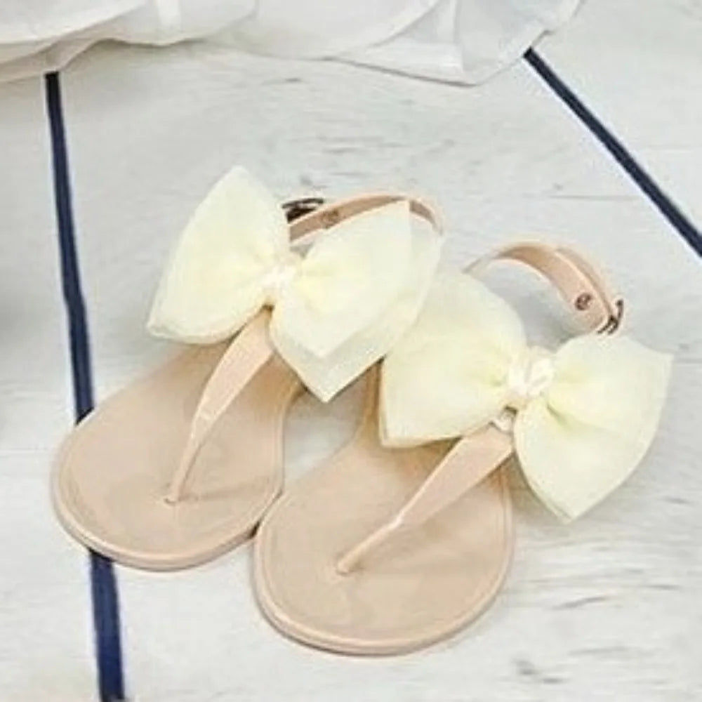 Flat Soled Sandals Women's 2026 Summer New Simple Jelly Outer Wear Casual Versatile Solid Color Transparent Beach Sandals Women