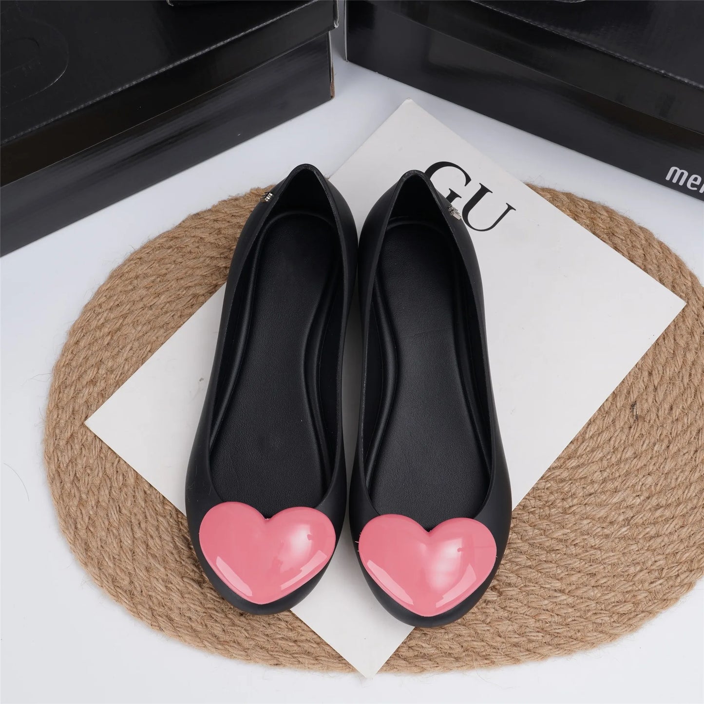 Women Spring Mel Brand Jelly Shoes Brazil Brand PVC Heart High Quality Ladies Sandals Girl Princess Beach Shoes SM107