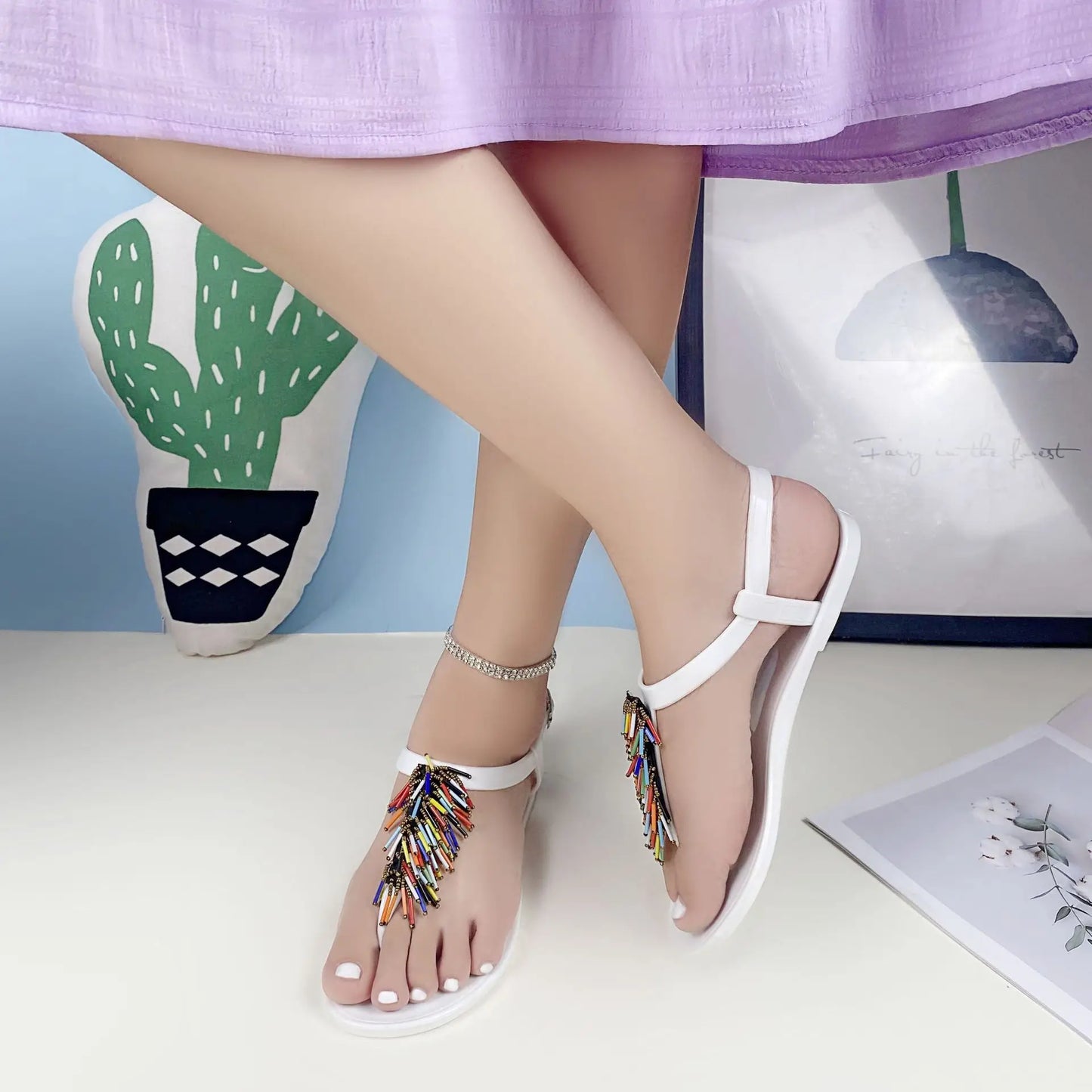 Size 36-42 Women Girls Jelly T- Tied Sandals INS Hot Sales Diamond Transparent PVC Summer Berach Flip-flop Shoes S1079