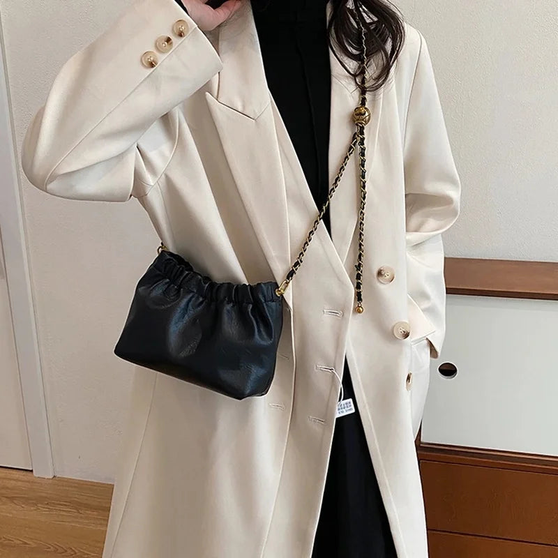 Women Chain Shoulder Bag Versatile Crossbody Tote Bag Casual Pleatd Hobo Bag Satchel Sling Bag Girl Stylish Purse