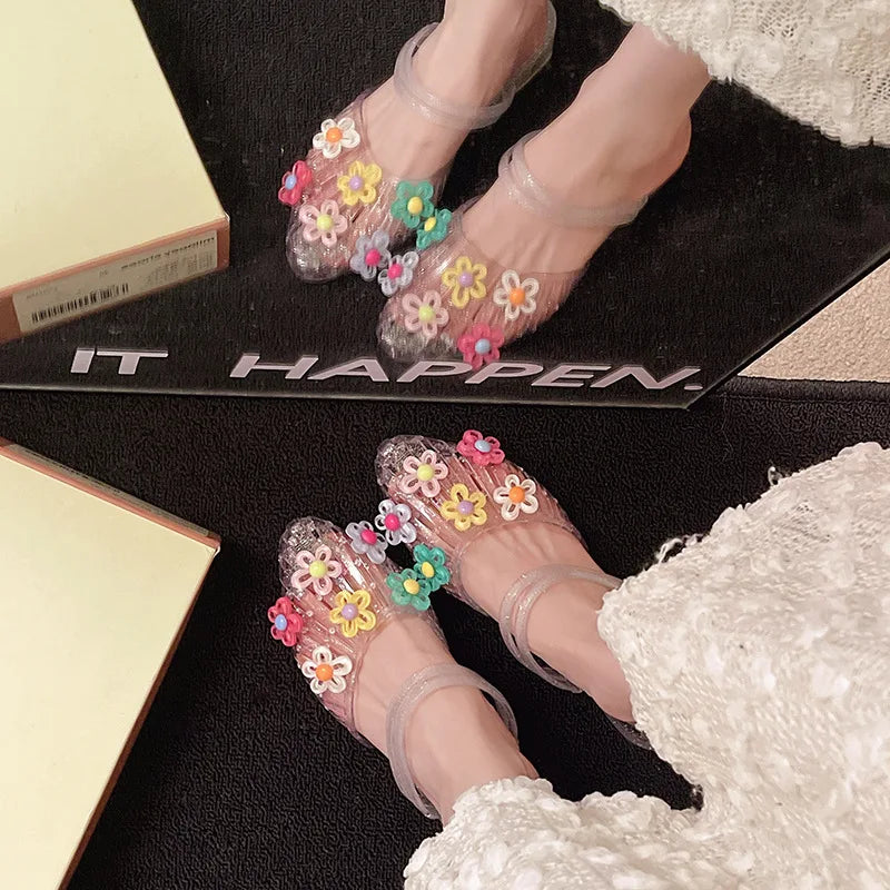 Korean version of flat shoes women's summer sandals wear fashion hole shoes, casual Internet celebrity crystal shoes jelly shoes