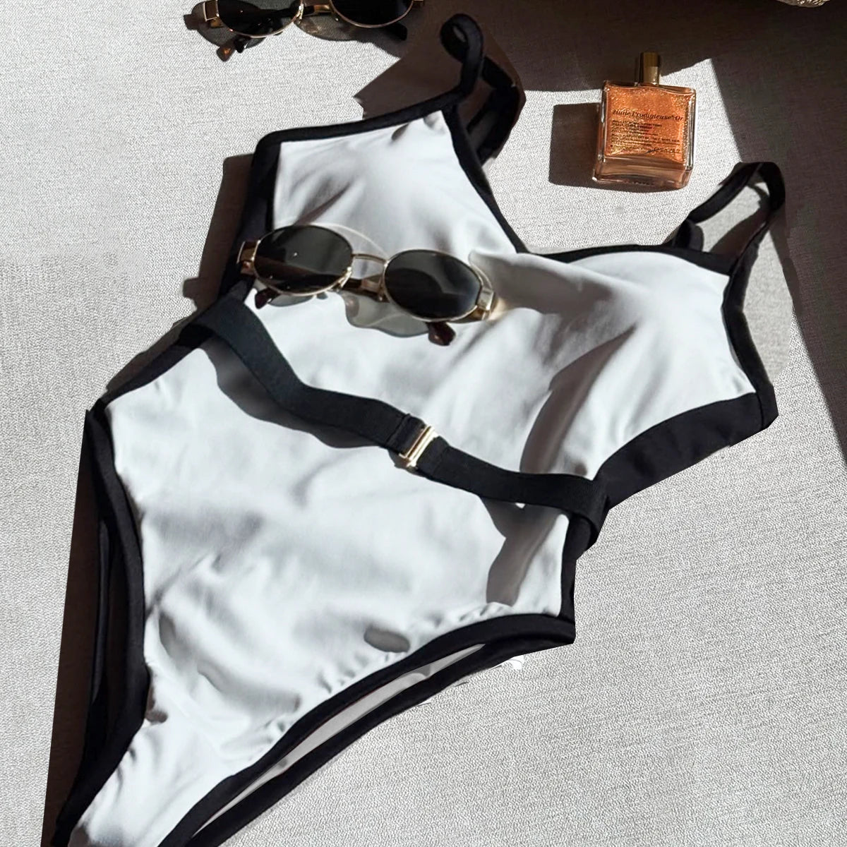 Push Up 2025 Sexy Women One Piece Swimsuit Female Swimwear Patchwork Biquini Belt Monokini Swimming Suit Bathing Suit Beachwear