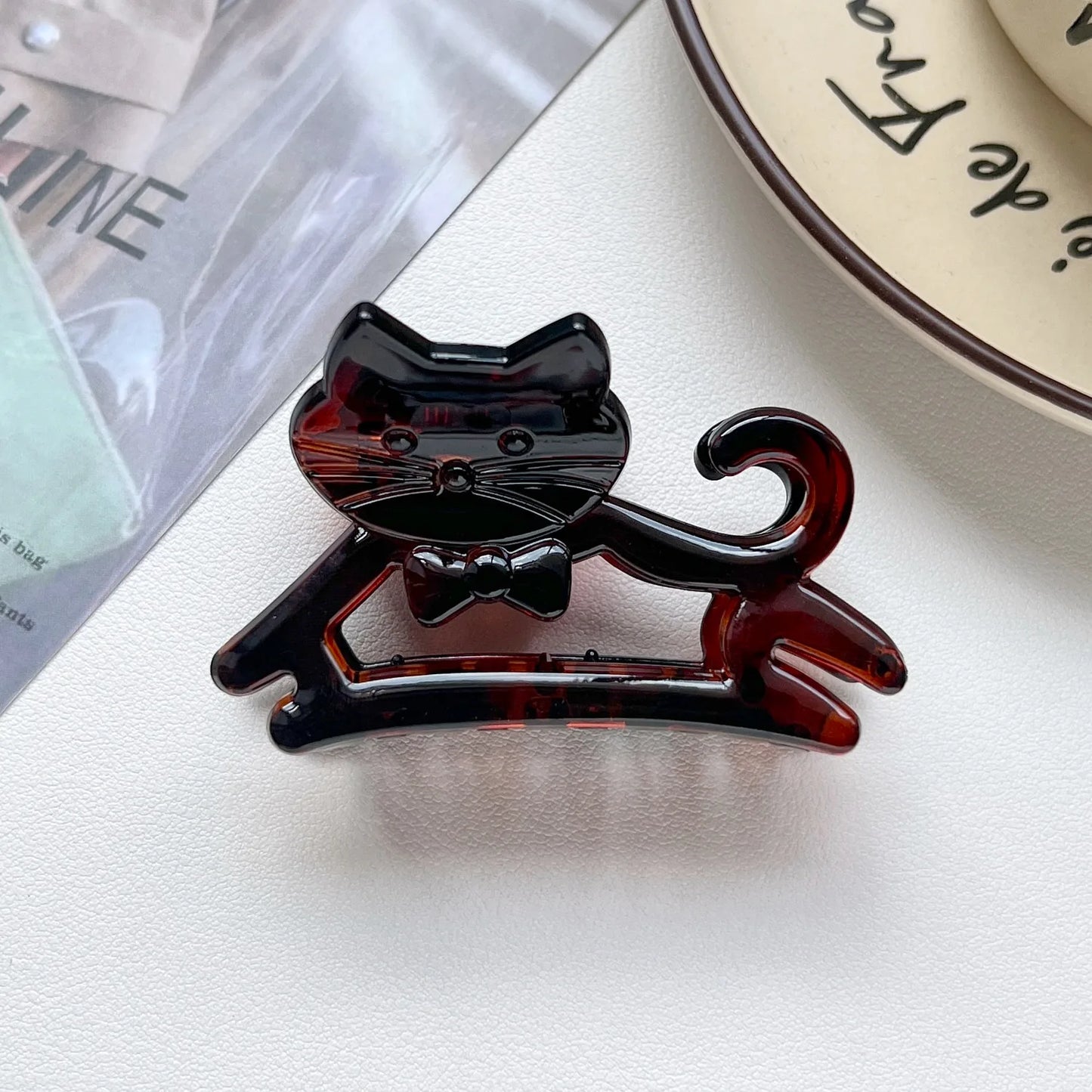 Korean Cute Cartoon Cat Acrylic Hair Claw Crab Hair Clip Shark Cat Barrettes Hairpin Headwear for Women Girl Hair Accessories