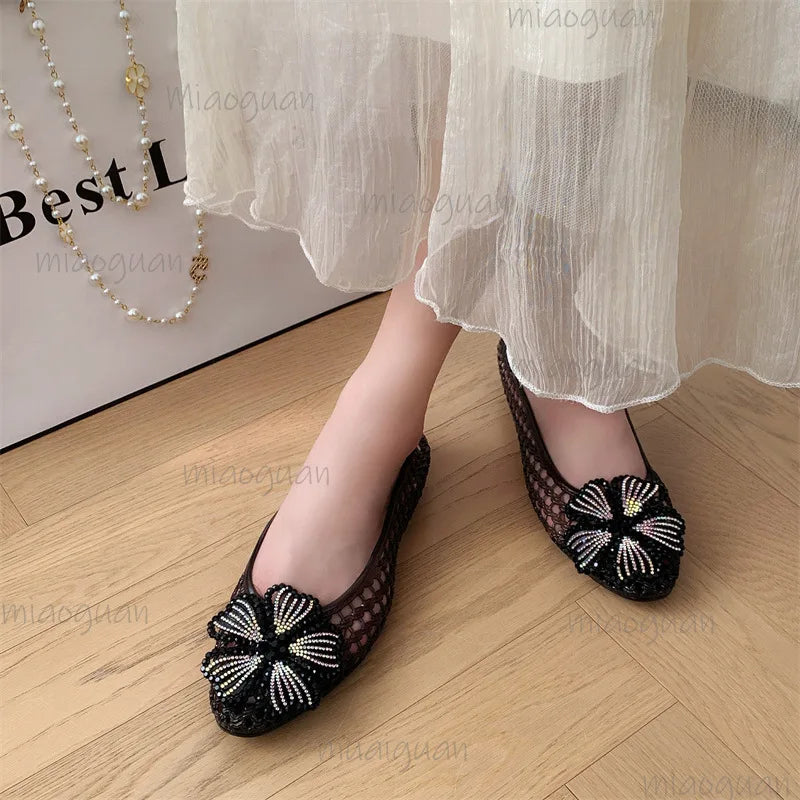 New Crystal Jelly Shoes Sparkling Diamond Flower Pointed Toe Sandals Women's Shallow Mouth Beach VacationTransparent Footwears