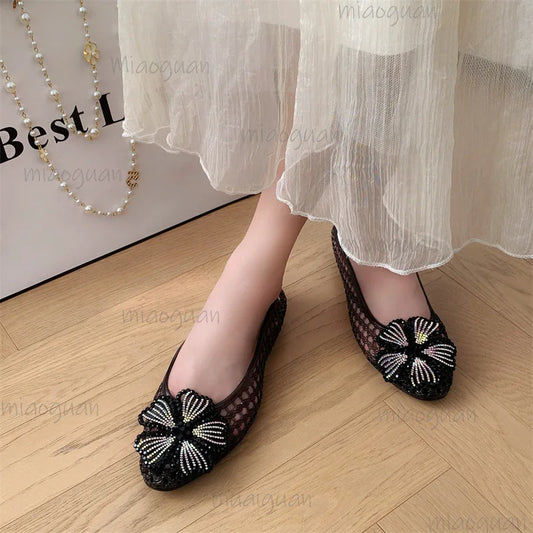 New Crystal Jelly Shoes Sparkling Diamond Flower Pointed Toe Sandals Women's Shallow Mouth Beach VacationTransparent Footwears