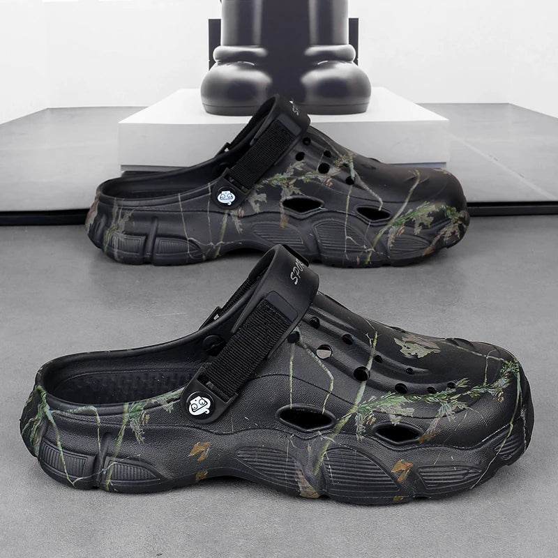 Men Camouflage Print Clogs Non-slip Breathable Garden Shoes Adjustable Strap Beach Sandals Outdoor Water Shoes Casual Slippers