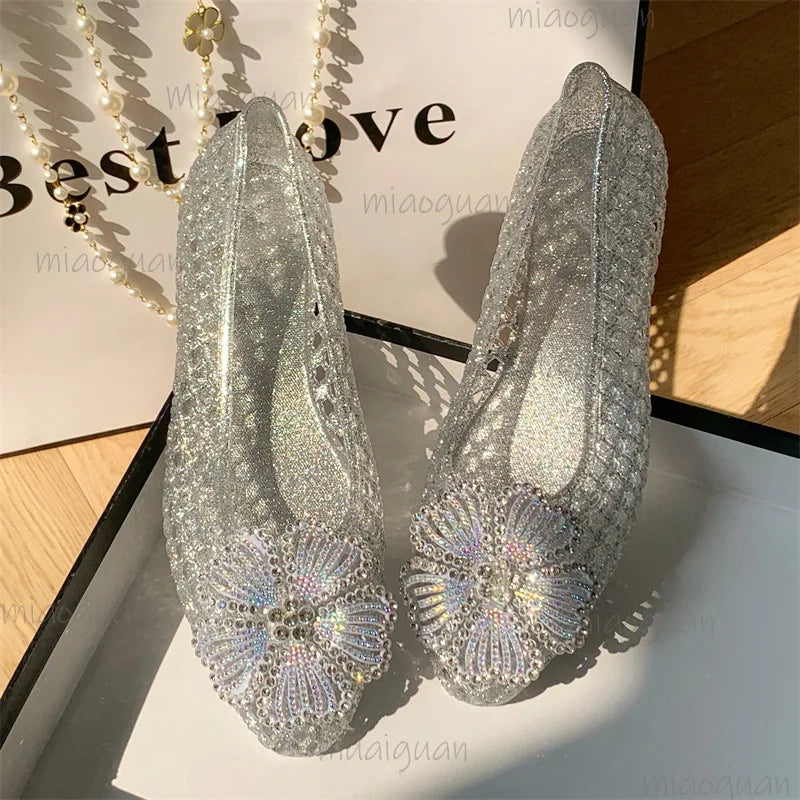 New Crystal Jelly Shoes Sparkling Diamond Flower Pointed Toe Sandals Women's Shallow Mouth Beach VacationTransparent Footwears
